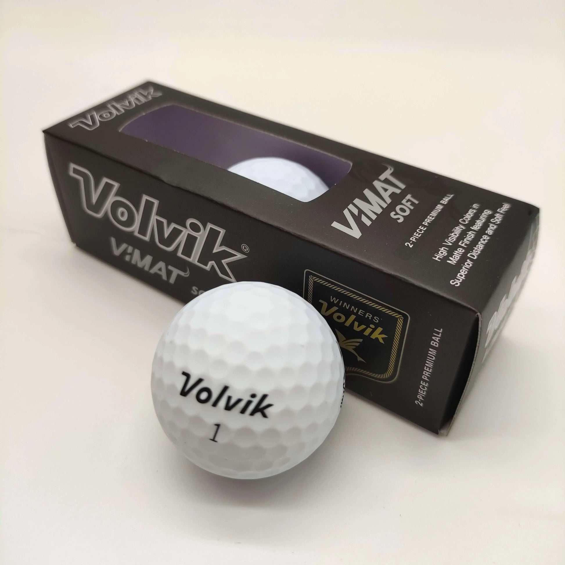 https://www.golfgiftsdirect.com/cdn/shop/products/golf-gifts-for-men-golfing-dads-gift-box-purple-par-edition-672035.jpg?v=1697623304&width=1946